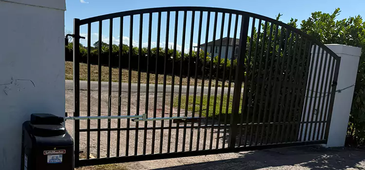 Driveway Fence Repair Hickory